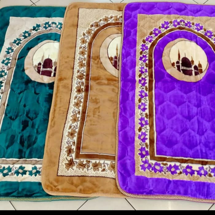 Sajadah Turkey Bulu Tebal